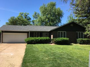 1025 Sherbrooke Rd, Saint Charles, MO 63303