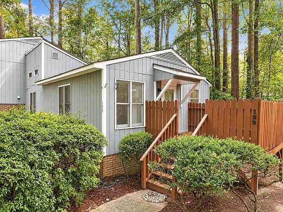 2nd image of 129 Carmichael Ct