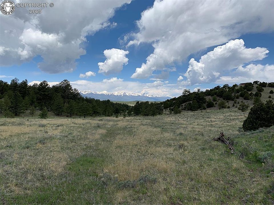 1st image of 320 Crystal Falls Dr