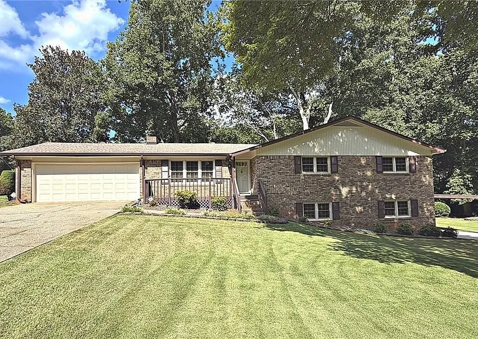 5198 Two Branches Ct SW