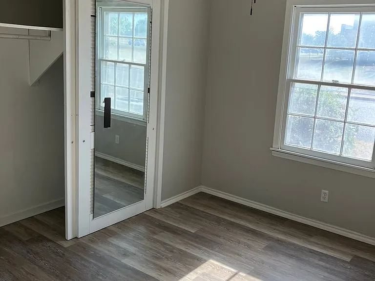 3702 Wilshire Dr — Photo 9