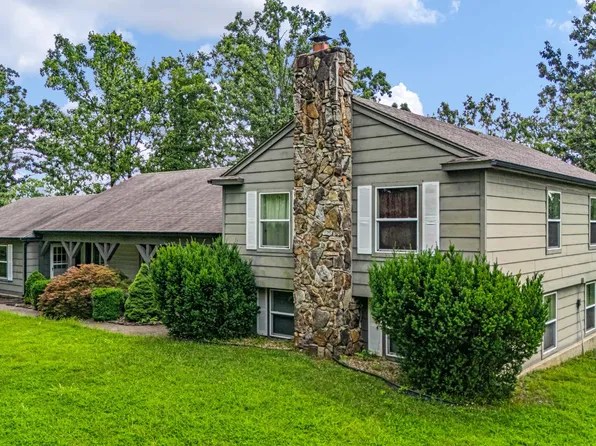 2502 County Road 6380, West Plains, MO 65775
