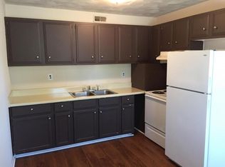 904 White Marsh Rd APT B, Suffolk, VA 23434