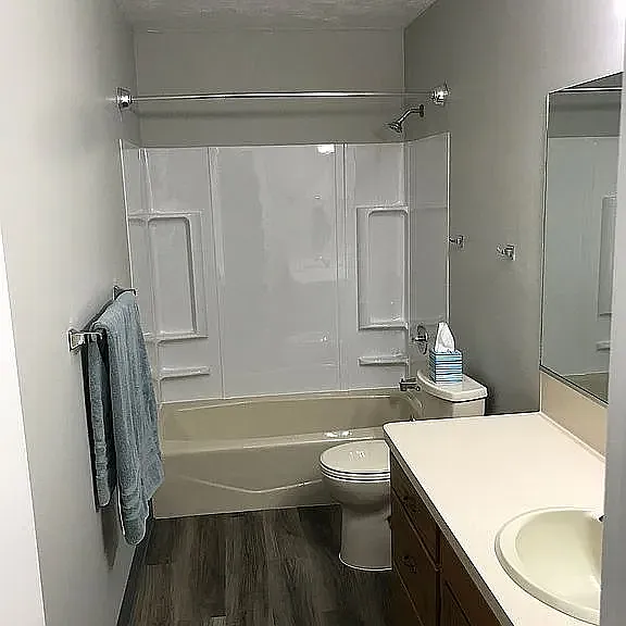 Downstairs full bath