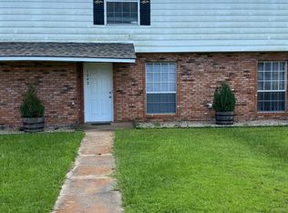 1254 Meadowview Dr, Longview, TX 75604