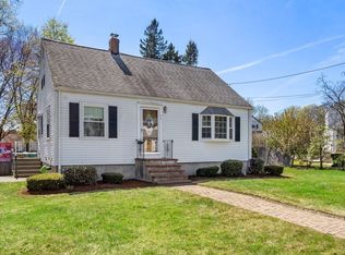 90 Codman Rd, Norwood, MA 02062