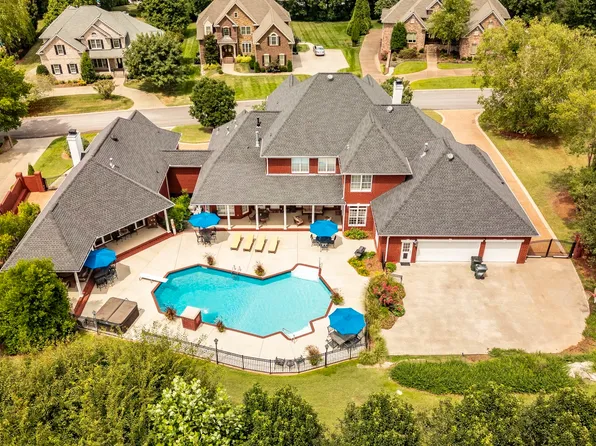 107 Mimosa Dr, Gallatin, TN 37066