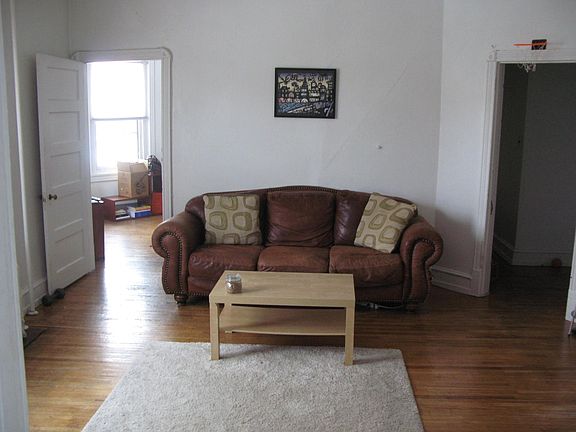 4th image of 75 W La Crosse Ave
