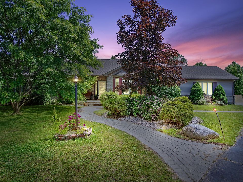 1st image of 25954 Creek Side Ct
