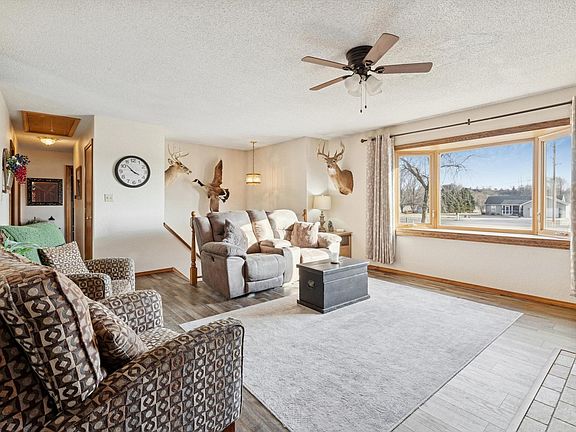 4th image of 5430 Holly Rd