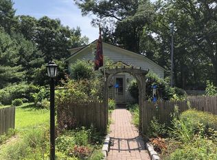 55 N Washington St, Norton, MA 02766