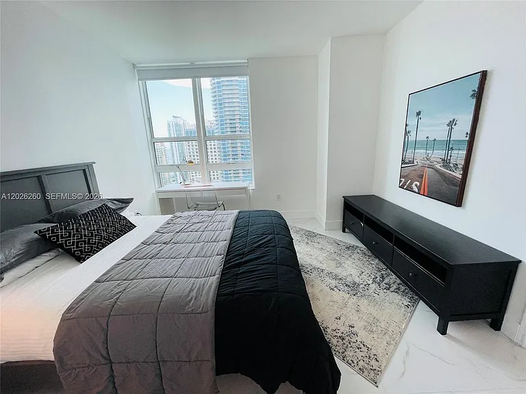 950 Brickell Bay Dr #3207 — Photo 10