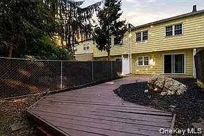 7 Roundtree Ct — Photo 2