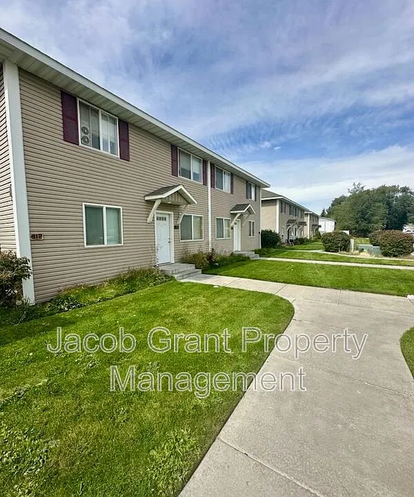 454 E Center St #A4