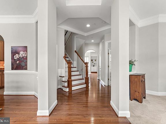 4th image of 12949 Clarks Crossing Dr