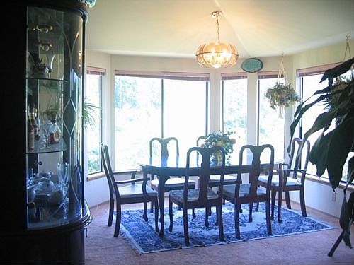 Formal Dinning Room