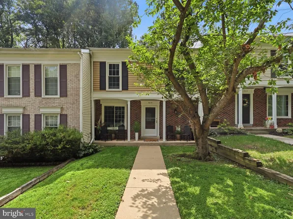 5415 Long Boat Ct, Fairfax, VA 22032