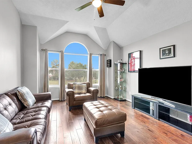 3002 E Lake Falls Cir — Photo 34