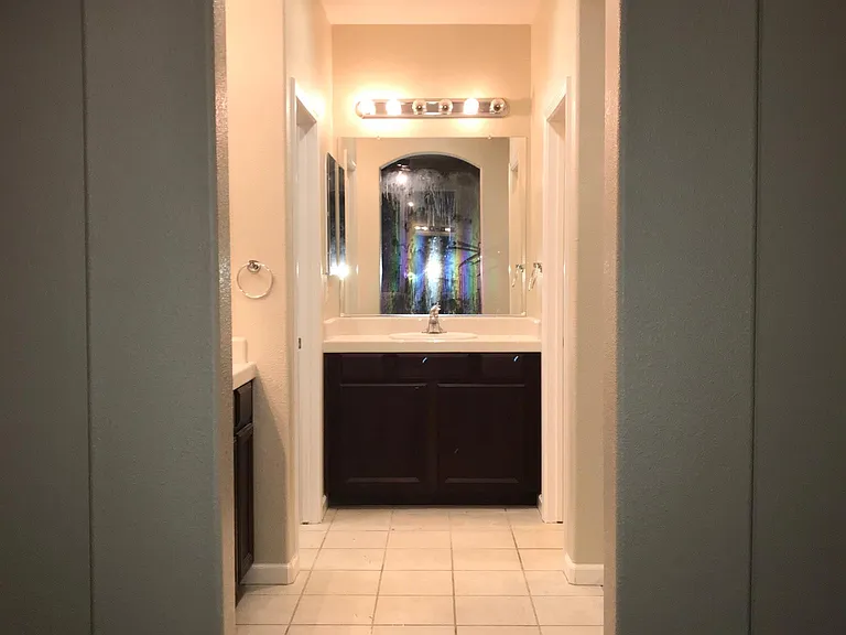 1042 Norwich Way — Photo 11
