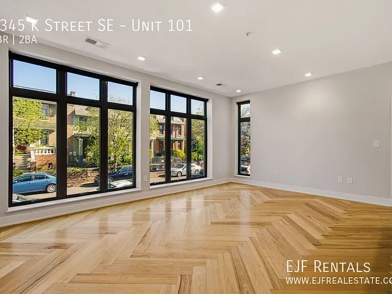 1345 K St SE #101 — Photo 8