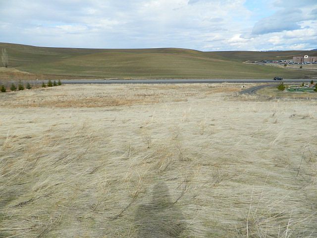 2nd image of 4813 Airport Rd