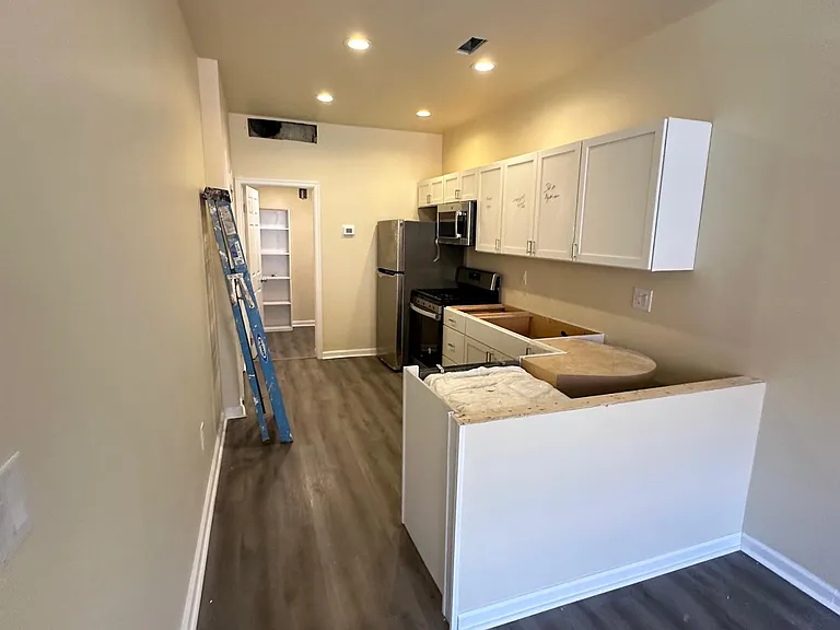 1108 South St #A — Photo 2