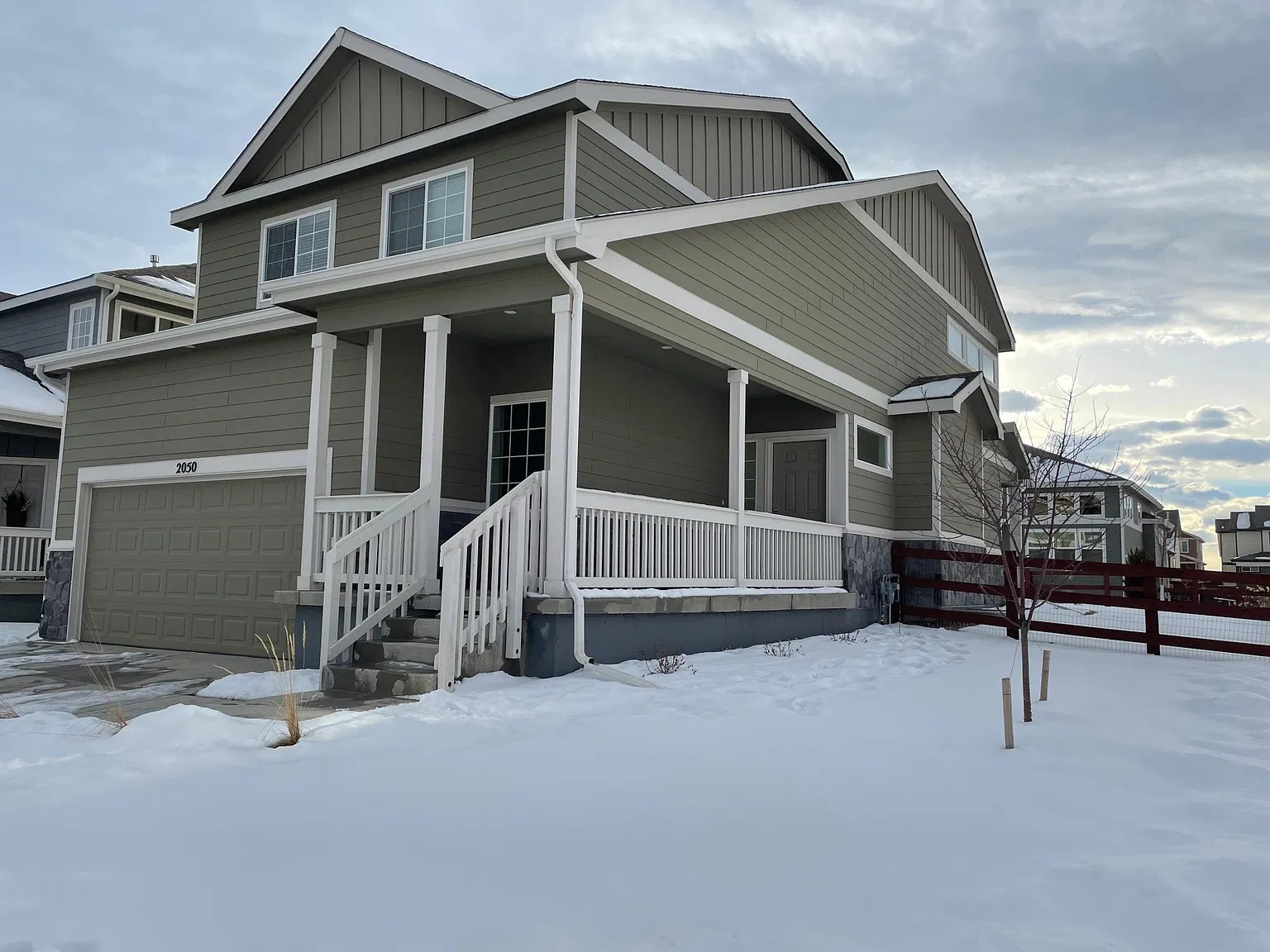 4 bed, 2576 sqft, $2,900 — Photo 3