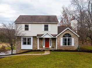 8120 Rowan Rd, Cranberry Township, PA 16066