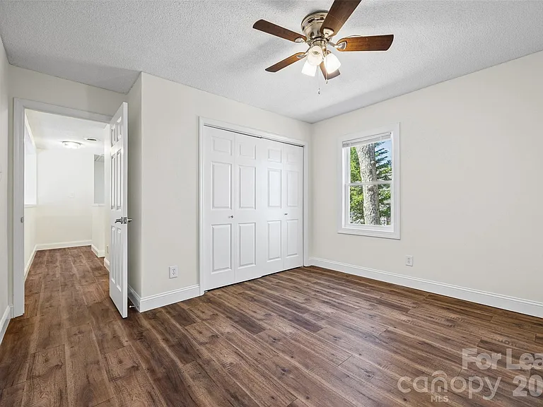 16149 Horoa Ct — Photo 18