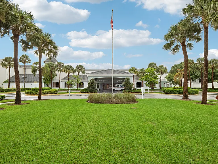 Waterview Rental — Photo 13