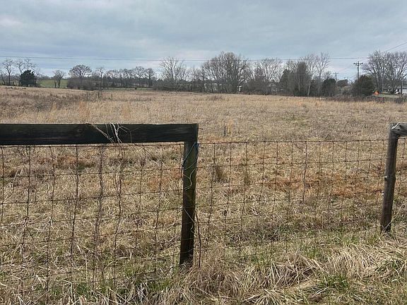 2nd image of 100 S Shepola Rd