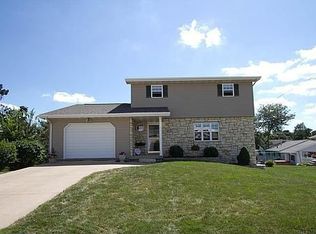 107 2nd St NW, Epworth, IA 52045