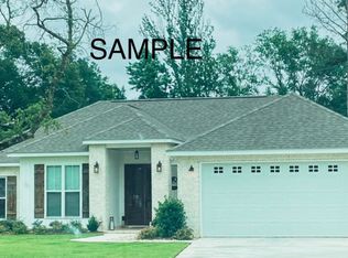 2116 Floral St, Moss Point, MS 39562