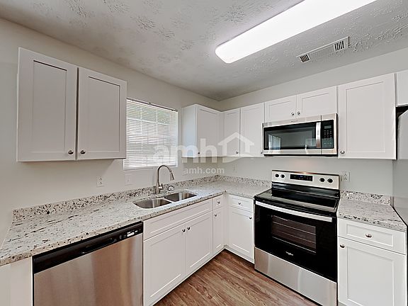 4th image of 1661 Boxcar Pl NE