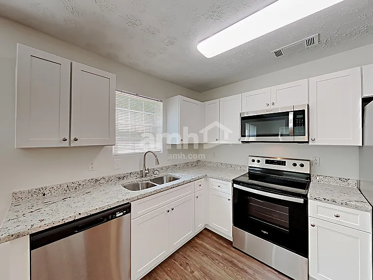 1661 Boxcar Pl NE — Photo 4