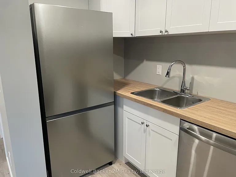 101 Bobcaygeon Rd #4 — Photo 5