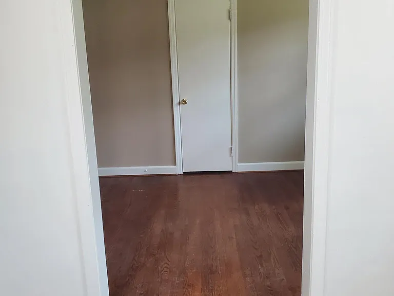 220 S Milford Dr #1 — Photo 7