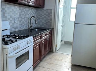 33 Bay 14th St APT 2, Brooklyn, NY 11214