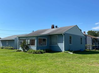 703 Spruce St, Savanna, IL 61074