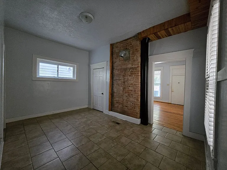 749 Morgan St — Photo 13