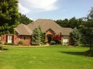 2004 Silver Crest Dr, Edmond, OK 73025