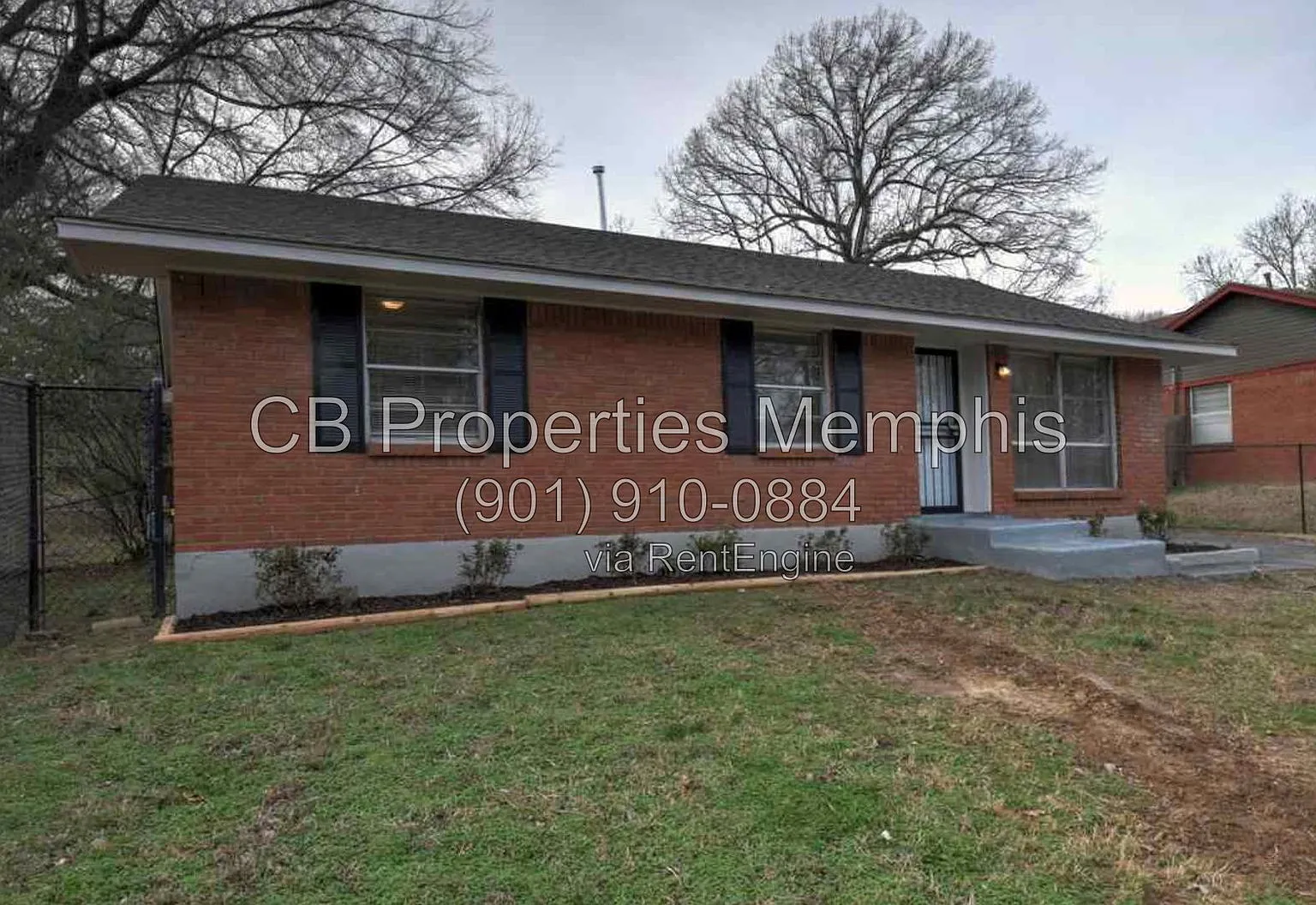 3 bed, 1.5 bath, 1060 sqft, $1,000 — Photo 1