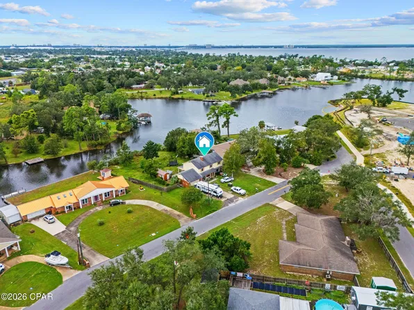 3003 Island View Cir, Panama City, FL 32405