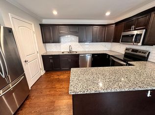 113 Cages Rd APT 2, Hendersonville, TN 37075