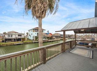 85 Bayou Vista Dr, Hitchcock, TX 77563