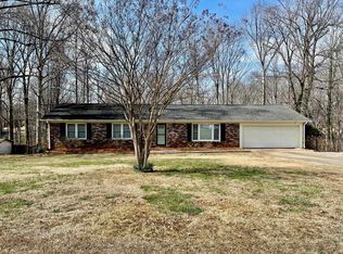 340 Ferndale Dr, Boiling Springs, SC 29316