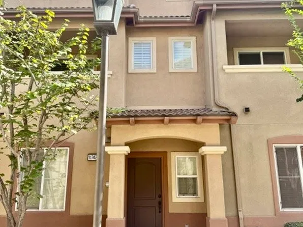 11742 216th St Unit 4, Lakewood, CA 90715