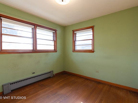 5th image of 245 S Orchard Ave