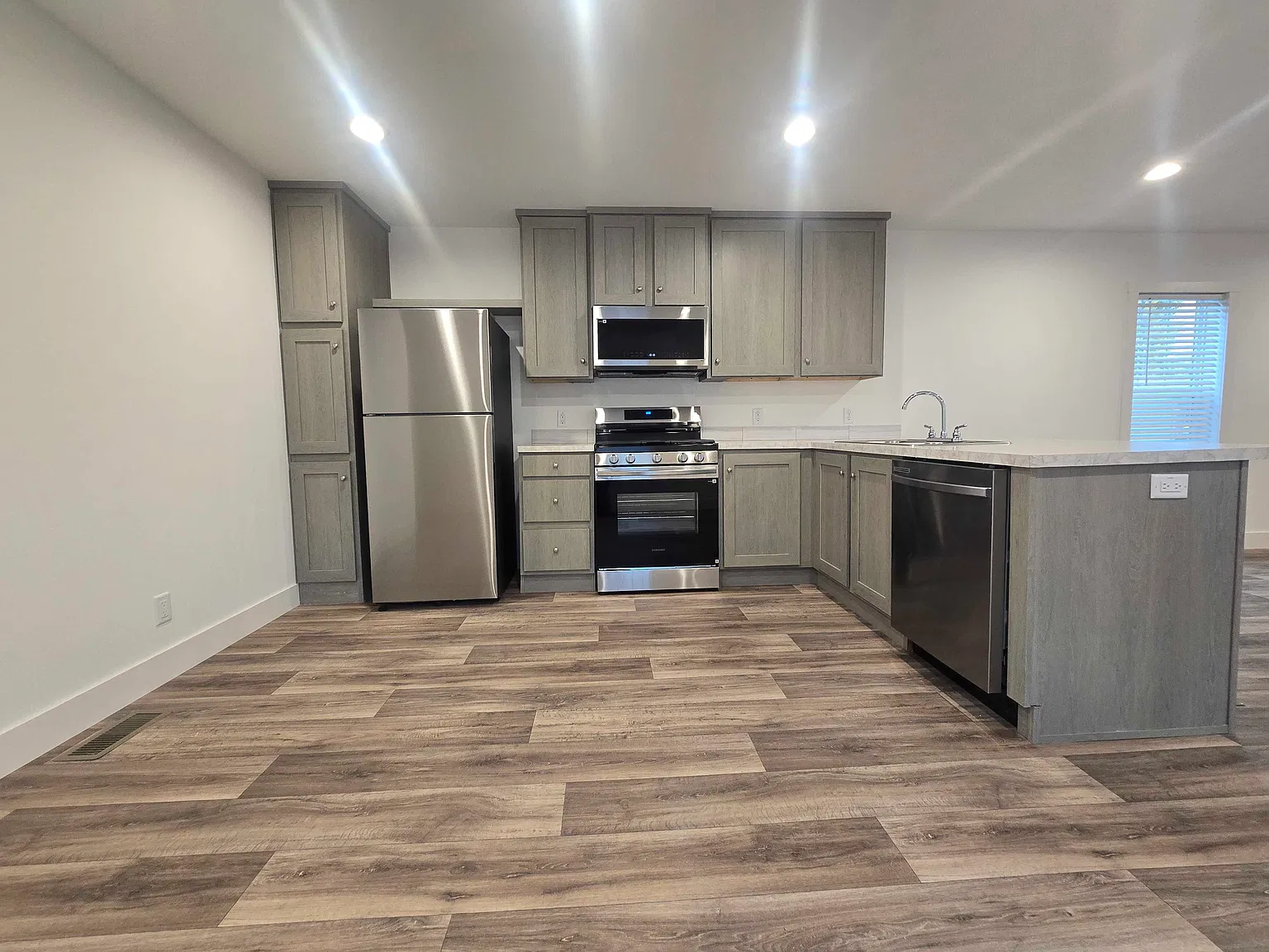 kitchen unstaged