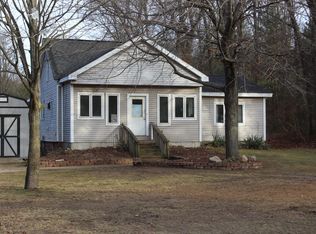 13417 State Rd, Nunica, MI 49448